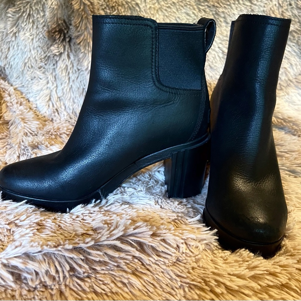 SOREL Boots Sz 10